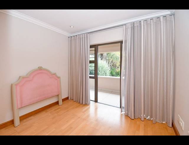 4 BEDROOM HOUSE FOR SALE IN KENSINGTON